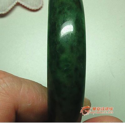 翡翠手镯,请评_翡翠手镯,请评鉴定_翡翠手镯,请评估价_翡翠手镯,请评真假辨别_来自藏友放牛娃_玉石_翡翠_古玩鉴定估价_华夏收藏网